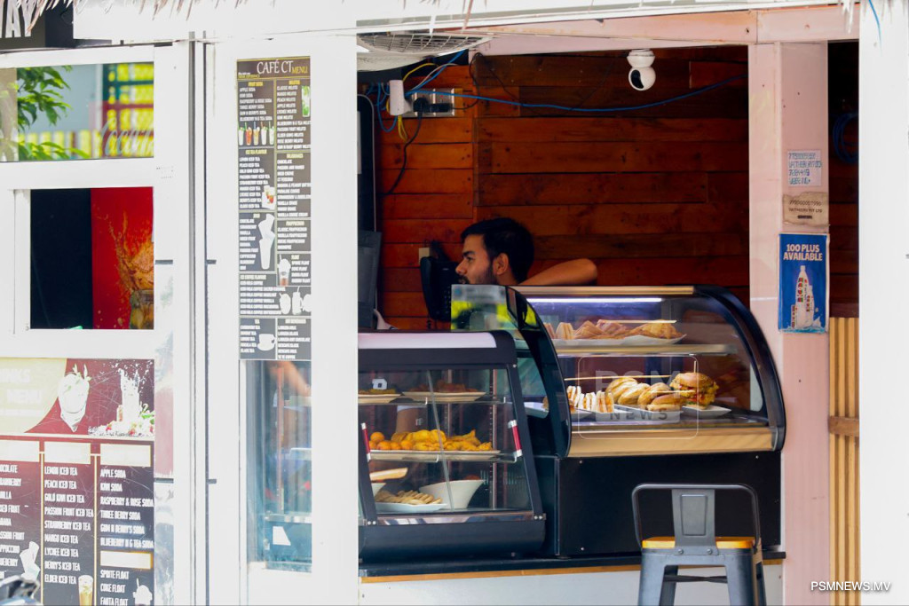 Big Dnomkxqxiwlxigtotzt2fughr